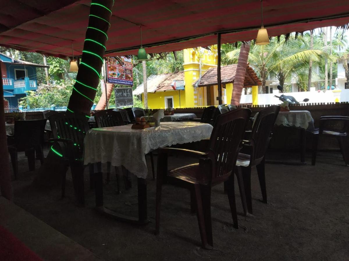Mama Mids Home Morjim Extérieur photo