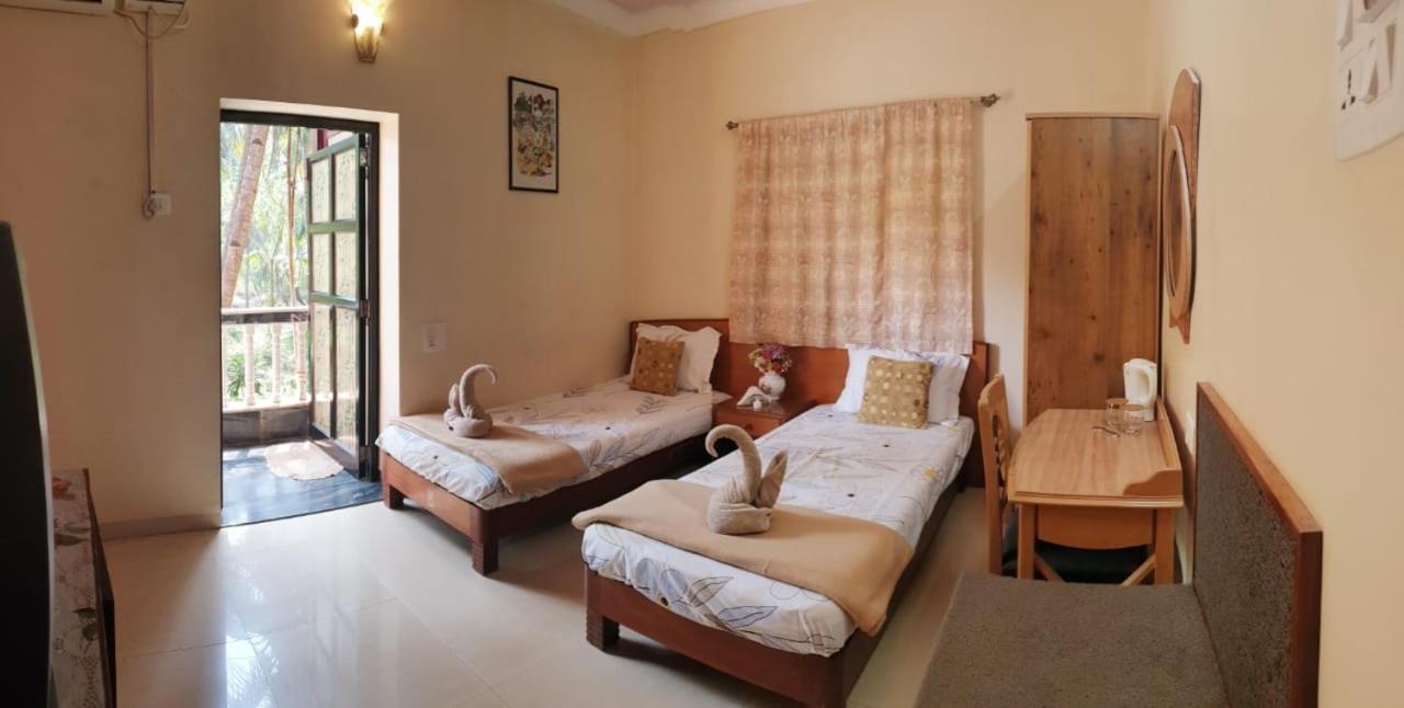 Mama Mids Home Morjim Extérieur photo